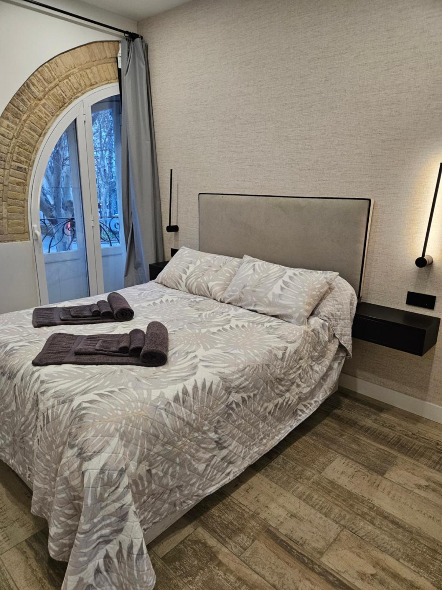 Habitacion Centrica De Lujo Gv 1 瓦伦西亚 外观 照片